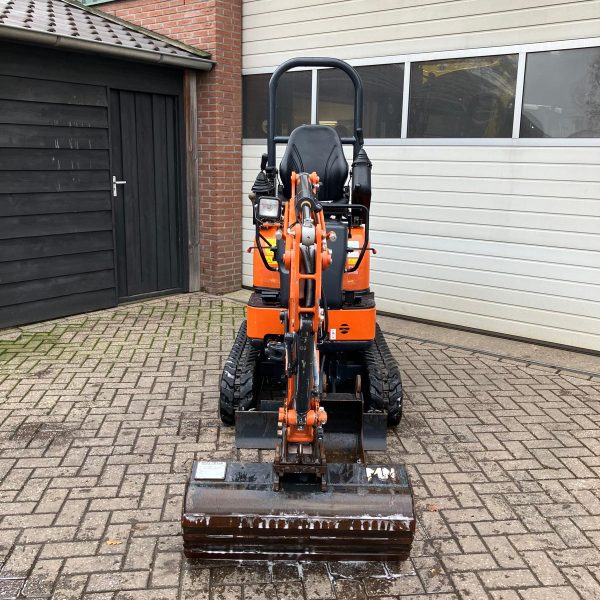 hitachi ZX10u-6 servo bediening